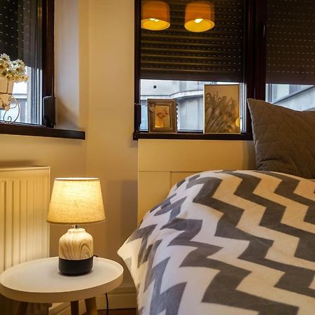 Apartmán Victoriei Blue Bukurešť Exteriér fotografie