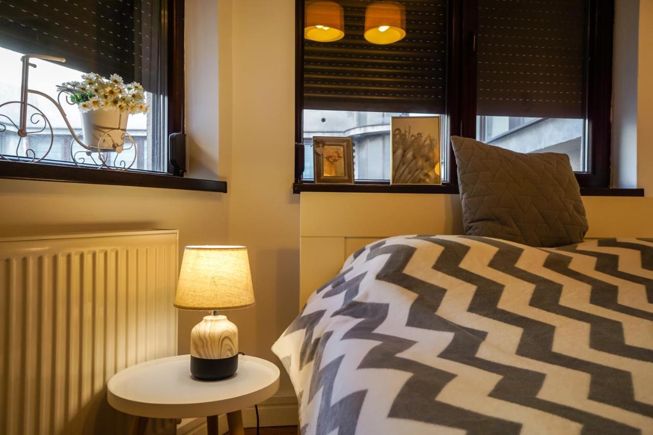 Apartmán Victoriei Blue Bukurešť Exteriér fotografie