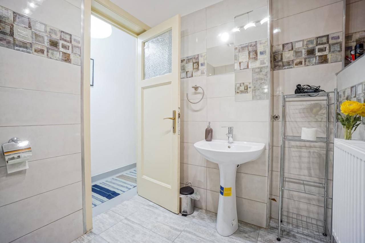 Apartmán Victoriei Blue Bukurešť Exteriér fotografie